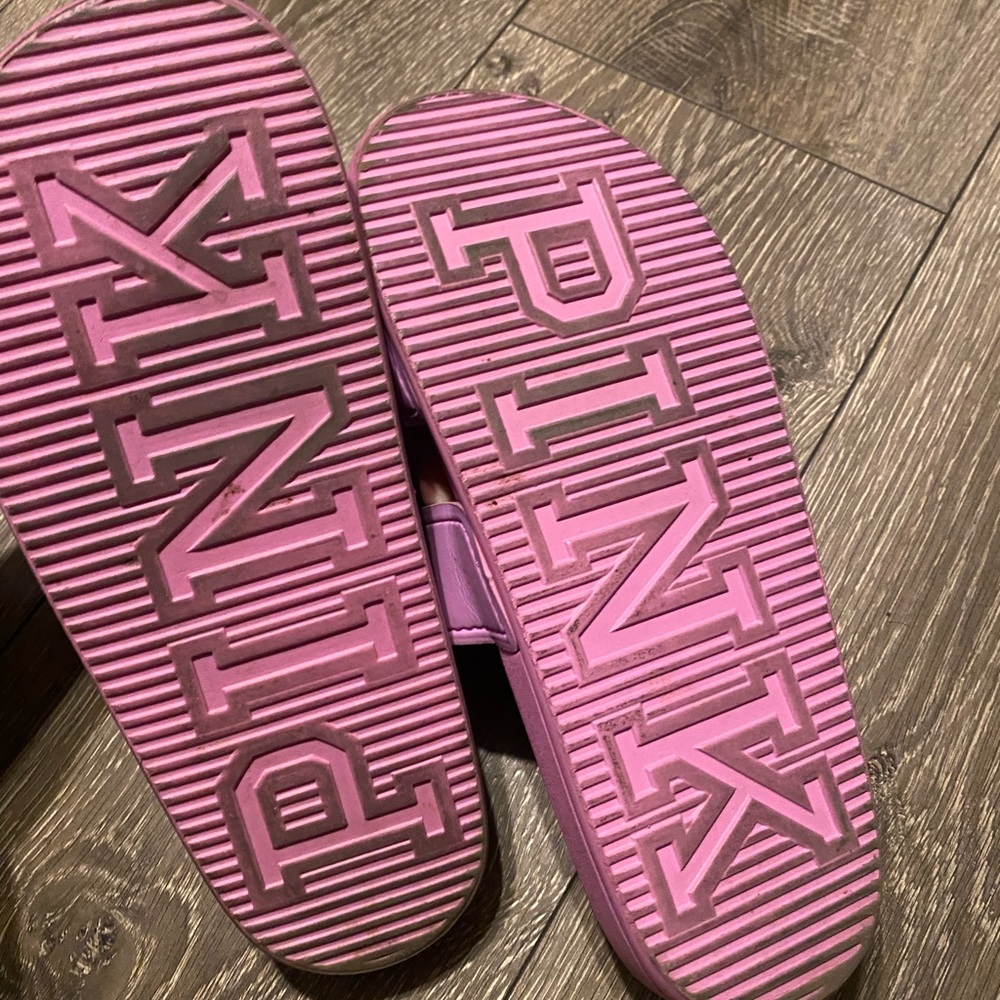 Pink vs slides - Picture 2 of 2
